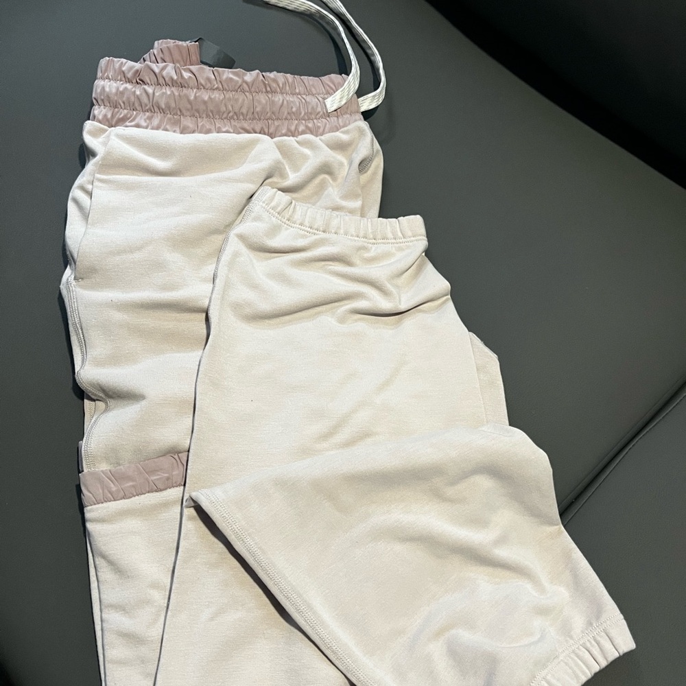 Vuori boyfriend cargo jogger